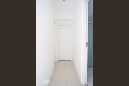 Corredor  de apartamento à venda com 2 quartos, 50m² em Parque Reboucas, São Paulo