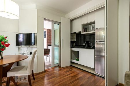Cozinha de apartamento à venda com 1 quarto, 132m² em Vila Olímpia, São Paulo
