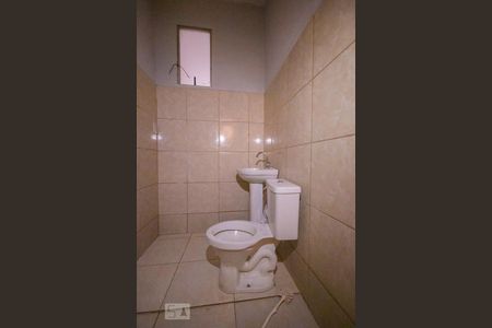 Banheiro de apartamento à venda com 2 quartos, 50m² em Céu Azul, Belo Horizonte