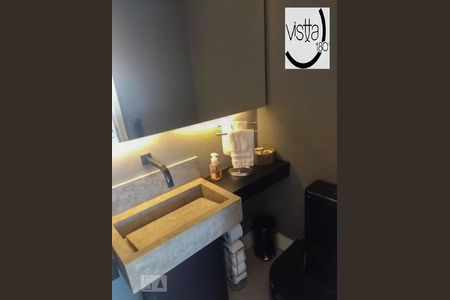 Lavabo de apartamento à venda com 2 quartos, 128m² em Vila Firmiano Pinto, São Paulo