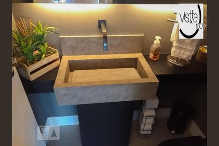 Lavabo de apartamento à venda com 2 quartos, 128m² em Vila Firmiano Pinto, São Paulo