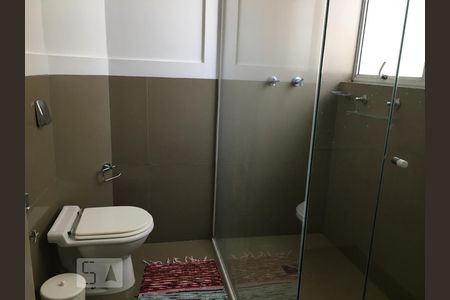 Banheiro de apartamento à venda com 1 quarto, 108m² em Sumarezinho, São Paulo