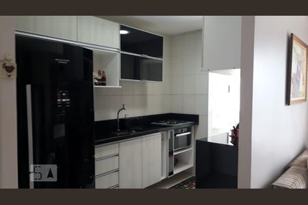 Apartamento à venda com 2 quartos, 72m² em Jardim Tupanci, Barueri