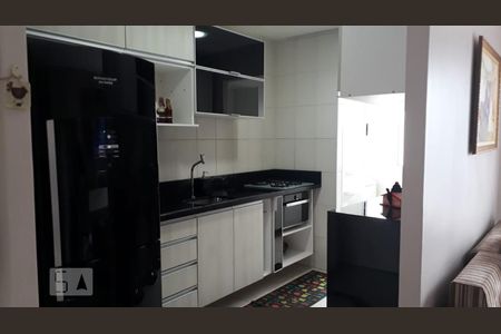 Apartamento à venda com 2 quartos, 72m² em Jardim Tupanci, Barueri