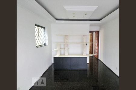 Casa para alugar com 275m², 3 quartos e 5 vagasSala