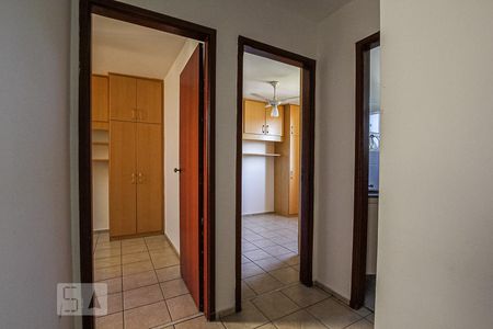 Corredor de apartamento à venda com 3 quartos, 60m² em Ponte Preta, Campinas