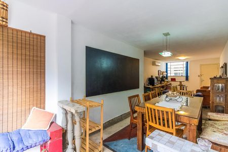 Sala de apartamento à venda com 2 quartos, 85m² em Bela Vista, São Paulo