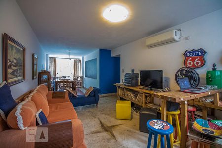 Sala de apartamento à venda com 2 quartos, 85m² em Bela Vista, São Paulo