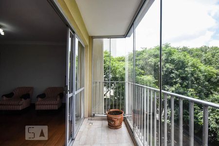 Varanda de apartamento para alugar com 3 quartos, 120m² em Vila Suzana, São Paulo