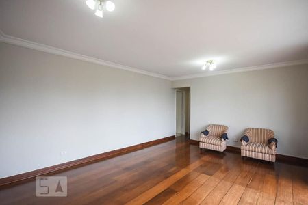 Sala de apartamento para alugar com 3 quartos, 120m² em Vila Suzana, São Paulo