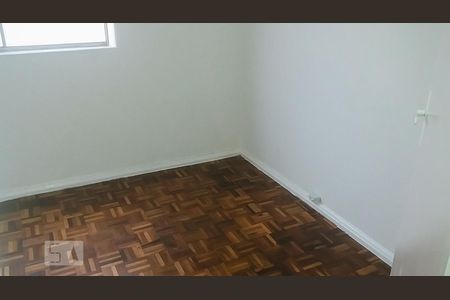 Quarto 1 de apartamento para alugar com 2 quartos, 50m² em Taquara, Rio de Janeiro