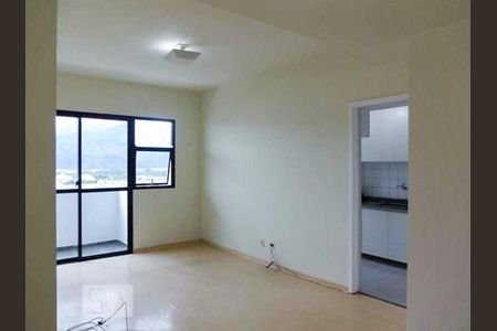 Sala de apartamento para alugar com 2 quartos, 80m² em Barra da Tijuca, Rio de Janeiro