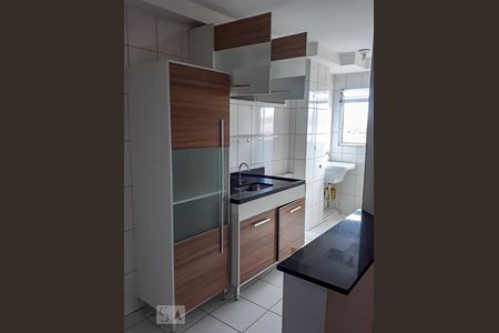 Cozinha de apartamento para alugar com 2 quartos, 60m² em Vila Galvão, Guarulhos