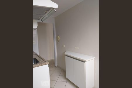 Cozinha de apartamento para alugar com 2 quartos, 60m² em Limão, São Paulo