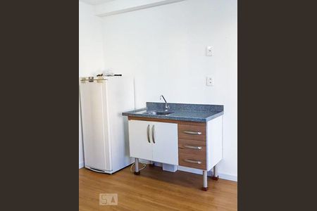 Cozinha de kitnet/studio para alugar com 1 quarto, 22m² em Bela Vista, São Paulo