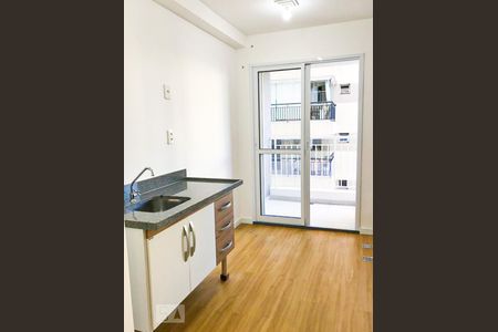 Cozinha de kitnet/studio para alugar com 1 quarto, 22m² em Bela Vista, São Paulo