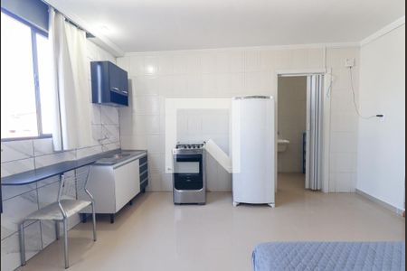 Studio/Cozinha de kitnet/studio para alugar com 1 quarto, 25m² em Fazendinha, Curitiba