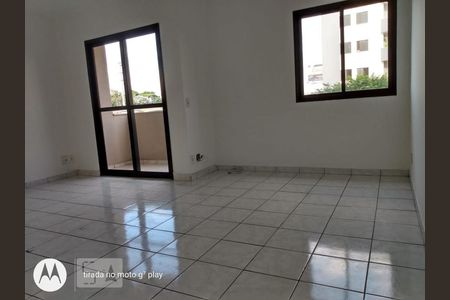 Apartamento à venda com 82m², 3 quartos e 2 vagasSala