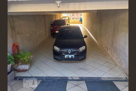 Garagem  de casa para alugar com 4 quartos, 144m² em Vila Camilópolis, Santo André