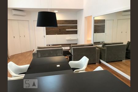 Sala de apartamento à venda com 2 quartos, 100m² em Cerqueira César, São Paulo