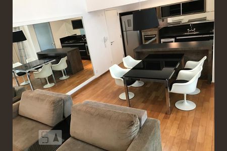 Sala de apartamento à venda com 2 quartos, 100m² em Cerqueira César, São Paulo