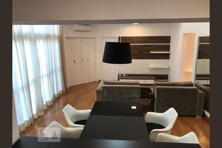 Sala de apartamento à venda com 2 quartos, 100m² em Cerqueira César, São Paulo