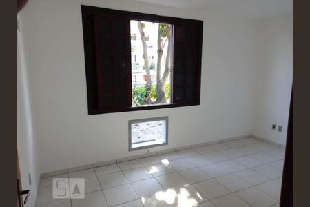 Quarto de casa de condomínio para alugar com 1 quarto, 40m² em Curicica, Rio de Janeiro