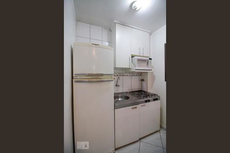 Cozinha de apartamento à venda com 1 quarto, 36m² em Bela Vista, São Paulo