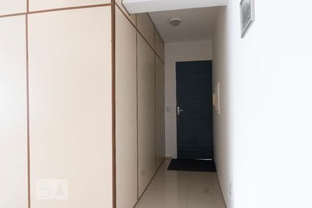 Apartamento para alugar com 60m², 2 quartos e 1 vagaEntrada