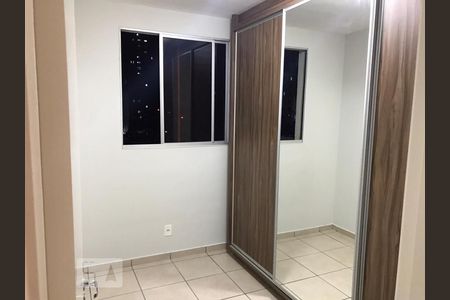 Quarto de apartamento para alugar com 2 quartos, 55m² em Setor Negrão de Lima, Goiânia