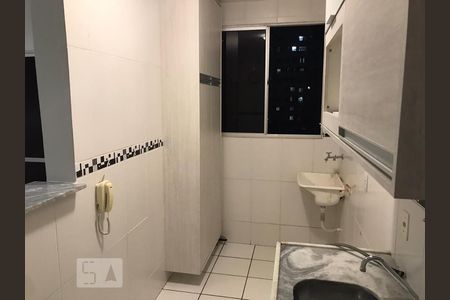Cozinha de apartamento para alugar com 2 quartos, 55m² em Setor Negrão de Lima, Goiânia