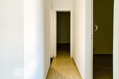 Corredor de apartamento para alugar com 2 quartos, 47m² em Ponte Grande, Guarulhos