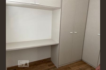 Quarto 2 de apartamento para alugar com 2 quartos, 55m² em Santa Teresinha, São Paulo