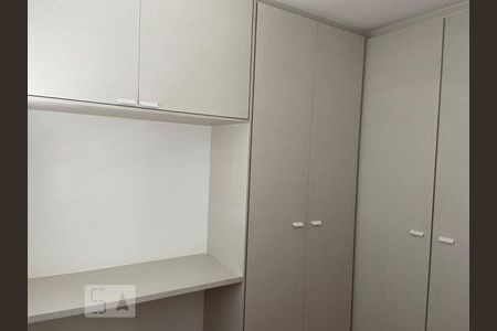 Quarto 2 de apartamento para alugar com 2 quartos, 55m² em Santa Teresinha, São Paulo