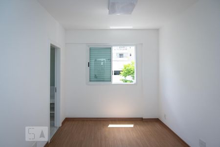 Apartamento à venda com 3 quartos, 135m² em Buritis, Belo Horizonte