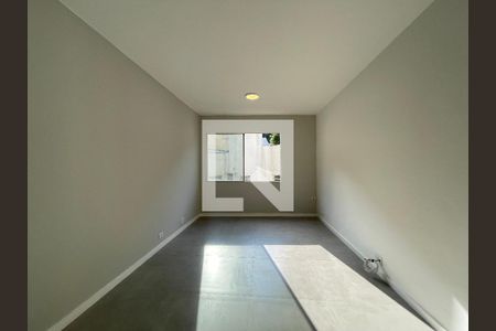 Sala de apartamento para alugar com 2 quartos, 85m² em Humaitá, Rio de Janeiro