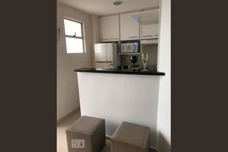 Cozinha de apartamento à venda com 1 quarto, 52m² em Barra da Tijuca, Rio de Janeiro