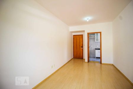 Sala de apartamento à venda com 3 quartos, 80m² em Sion, Belo Horizonte