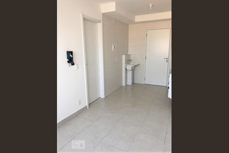 Sala e cozinha de kitnet/studio à venda com 1 quarto, 30m² em Vila Alpina, São Paulo