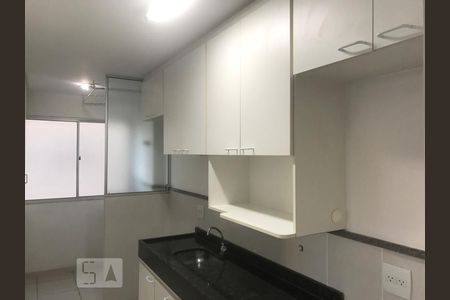 Cozinha de apartamento à venda com 2 quartos, 53m² em Paraisópolis, São Paulo