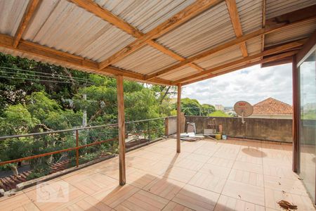 Casa para alugar com 210m², 3 quartos e 1 vaga Casa para alugar com 210m², 3 quartos e 1 vagaCobertura