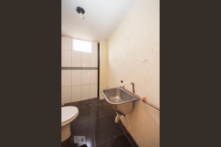 Casa para alugar com 210m², 3 quartos e 1 vaga Casa para alugar com 210m², 3 quartos e 1 vagaBanheiro da suíte