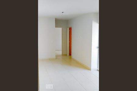 Apartamento para alugar com 2 quartos, 55m² em Parque Oeste Industrial, Goiânia