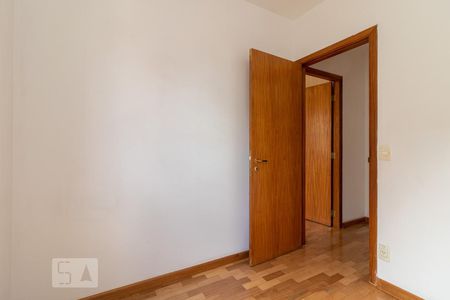 Quarto 1 de apartamento para alugar com 2 quartos, 65m² em Alphaville Industrial, Barueri