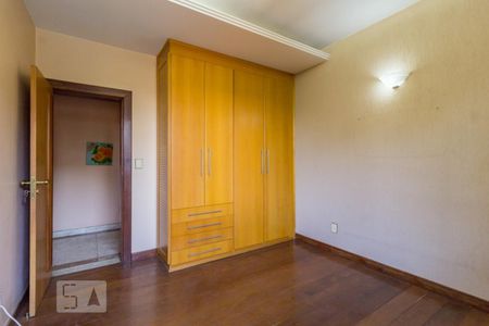 Casa à venda com 5 quartos, 780m² em Palmares, Belo Horizonte