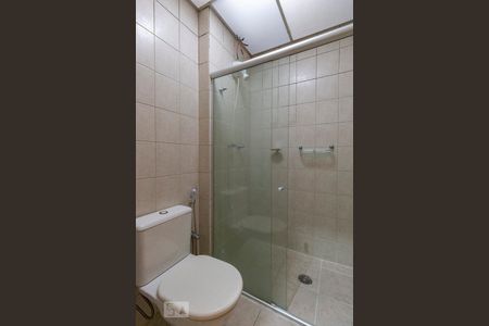Banheiro de apartamento para alugar com 1 quarto, 30m² em Savassi, Belo Horizonte