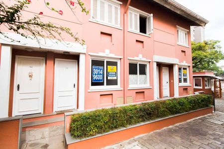 Casa de Condomínio à venda com 3 quartos, 110m² em Teresópolis, Porto Alegre