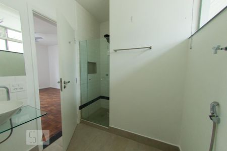 Banheiro da Suíte de apartamento à venda com 4 quartos, 120m² em Pinheiros, São Paulo