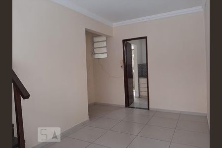 Casa à venda com 70m², 2 quartos e 1 vagaSala