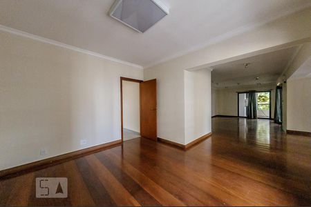 Sala de apartamento à venda com 4 quartos, 284m² em Cambuí, Campinas